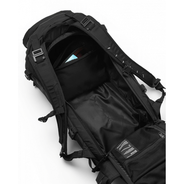 Snow Pro Backpack 32L Black Out