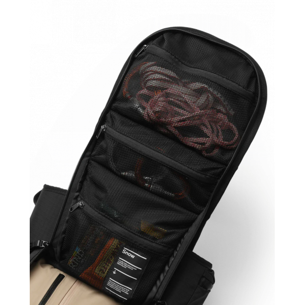 Snow Pro Backpack 32L Black Out